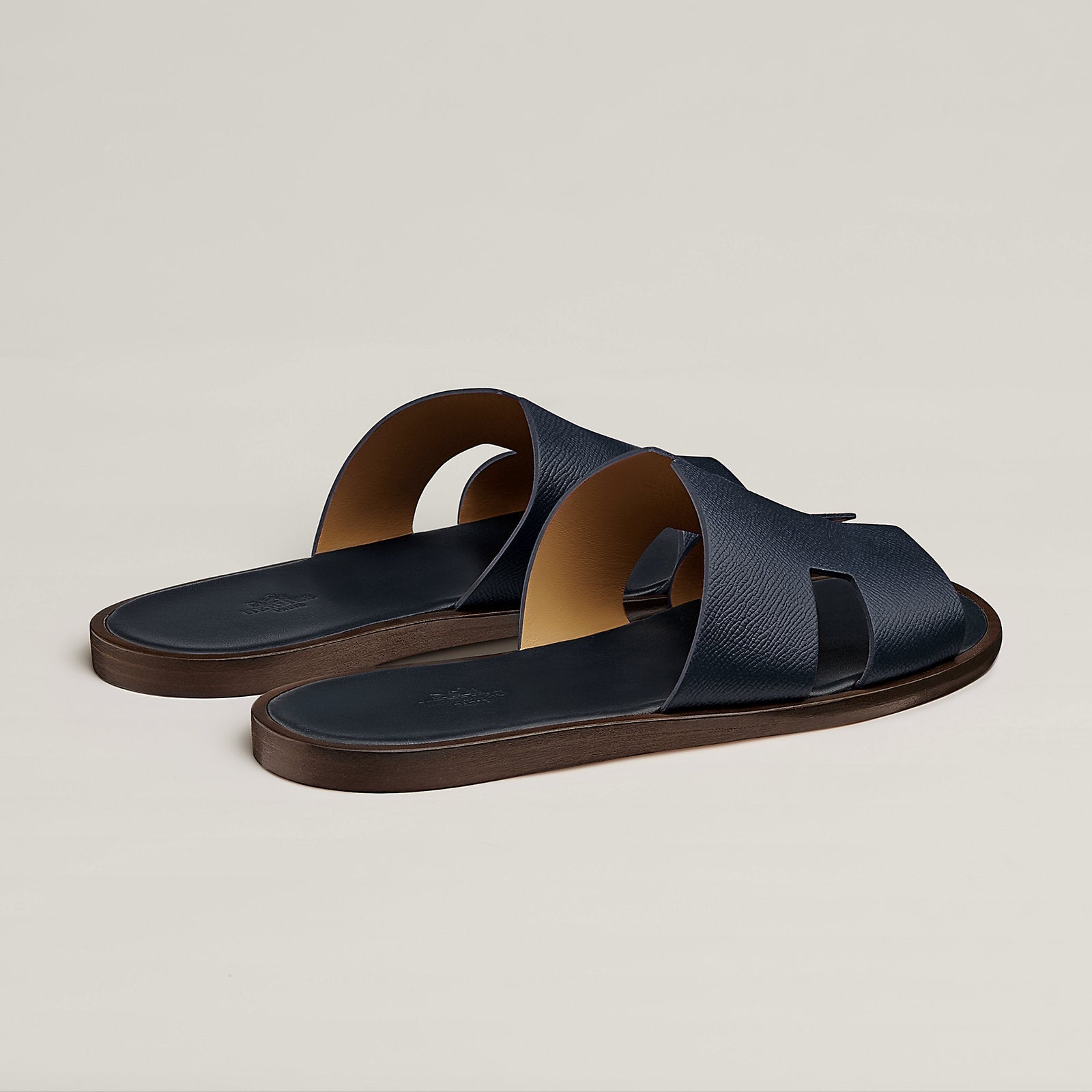 Hermès Izmir sandal 'Marine'